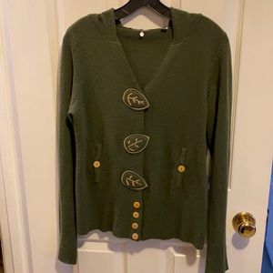 Beautiful forest green sweater